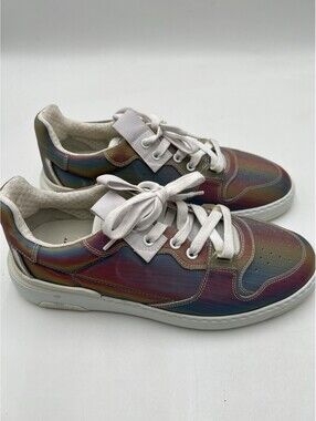Women’s Givenchy Wing Iridescent Low-Top Sneakers Multicolor Size 40